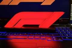 Logo F1 lumineux rouge USB décoration bureau - NuRRe3D Amiens